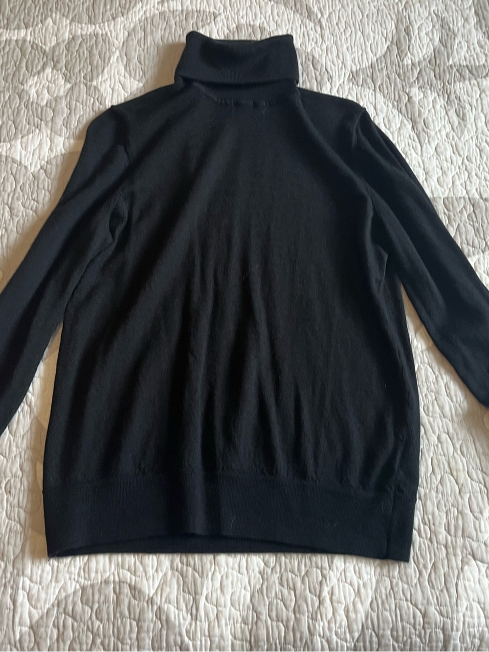 GAP Black Women's Turtleneck Sweater - Merino Wool